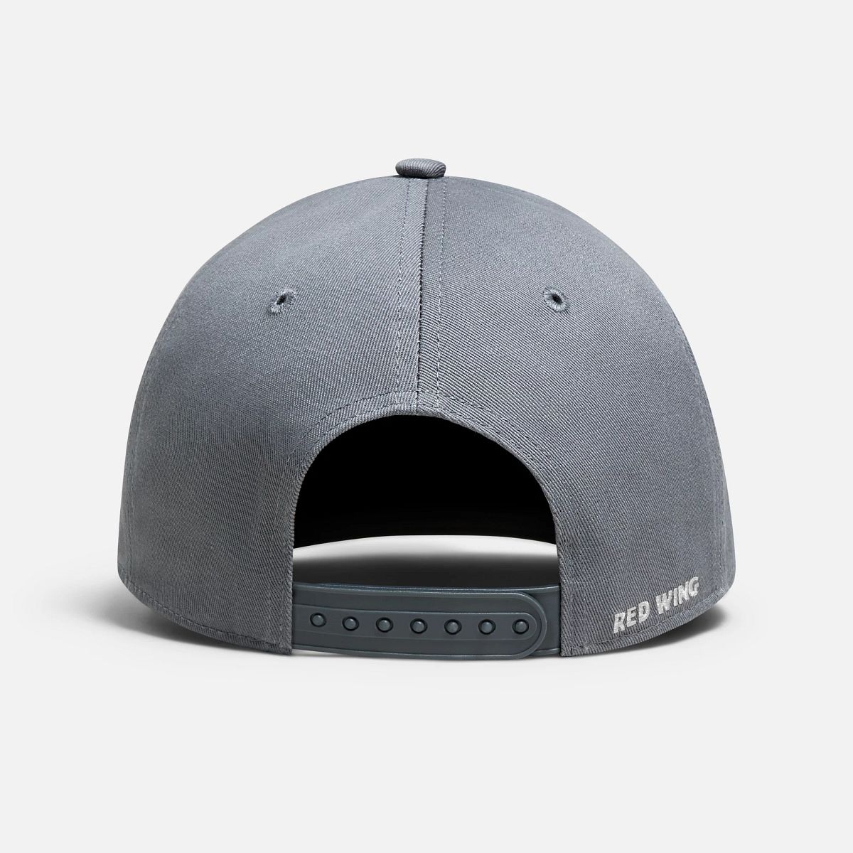 Gorra con logotipo bordado